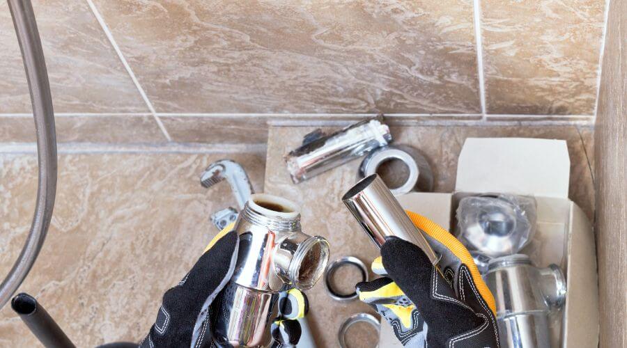Professional gutter cleaning in Yolo, CA